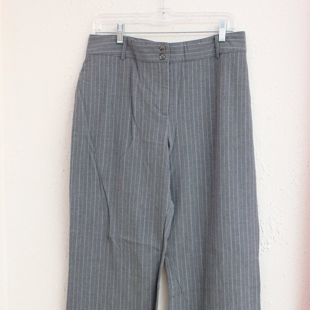 #452 Chico's Grey Dress Pants Size 2 (12)